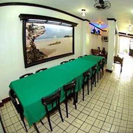 Nikkos Place Travellers Inn Manoc-Manoc Exterior photo