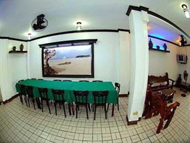 Nikkos Place Travellers Inn Manoc-Manoc Exterior photo